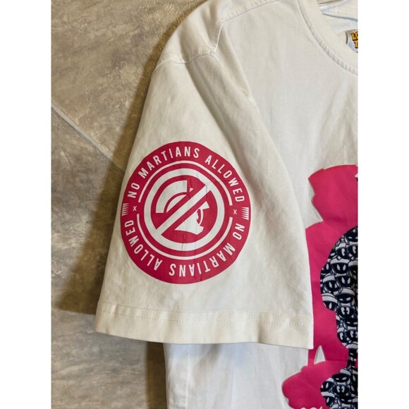 Looney Tunes Marvin the Martian T-Shirt Men’s M 3D Suede Patch Graphic White Tee - Picture 4 of 7